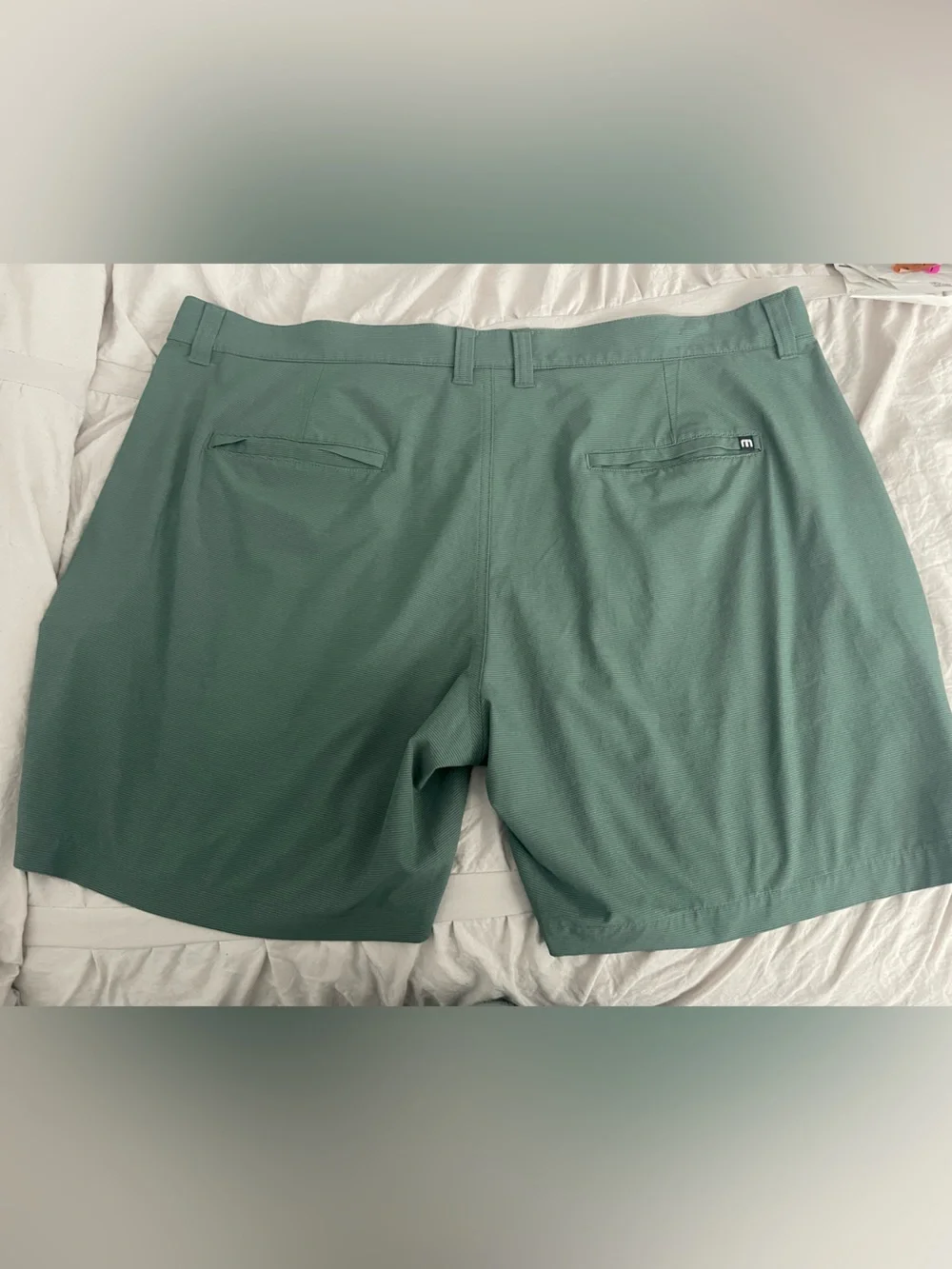 Travis Mathew Wanderlust Shorts Green Flat Front Men's Shorts Size 40 - Picture 5 of 6